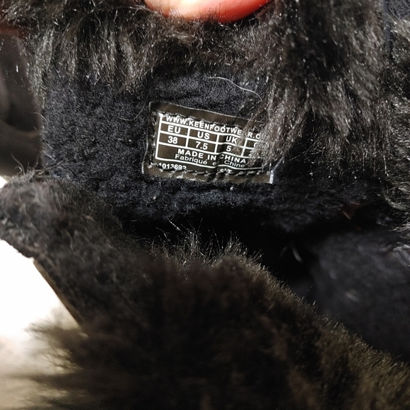 KEEN Wapato leather boots 7.5 - Picture 13 of 14